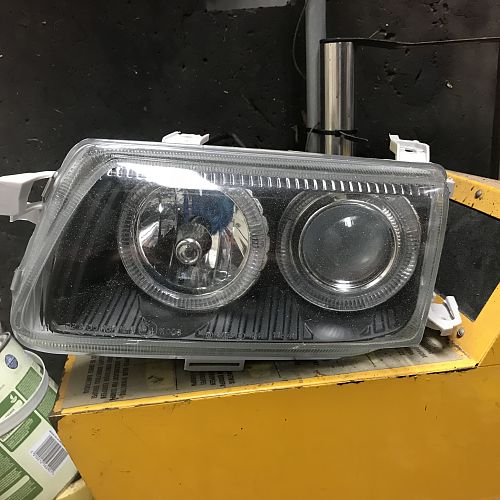 Headlights (1)
