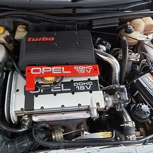 Red Blck Spark plug cover.jpg